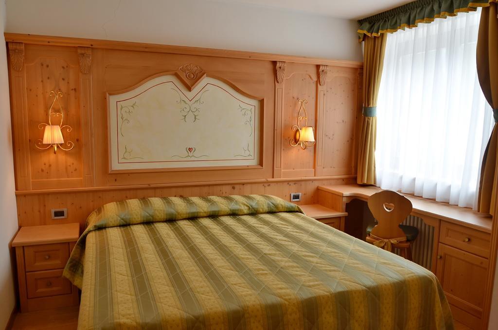 Residence Taufer San Martino Di Castrozza Esterno foto